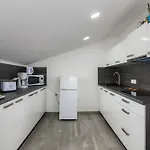 Apartment Orhidea In A Peaceful Setting Near Umag