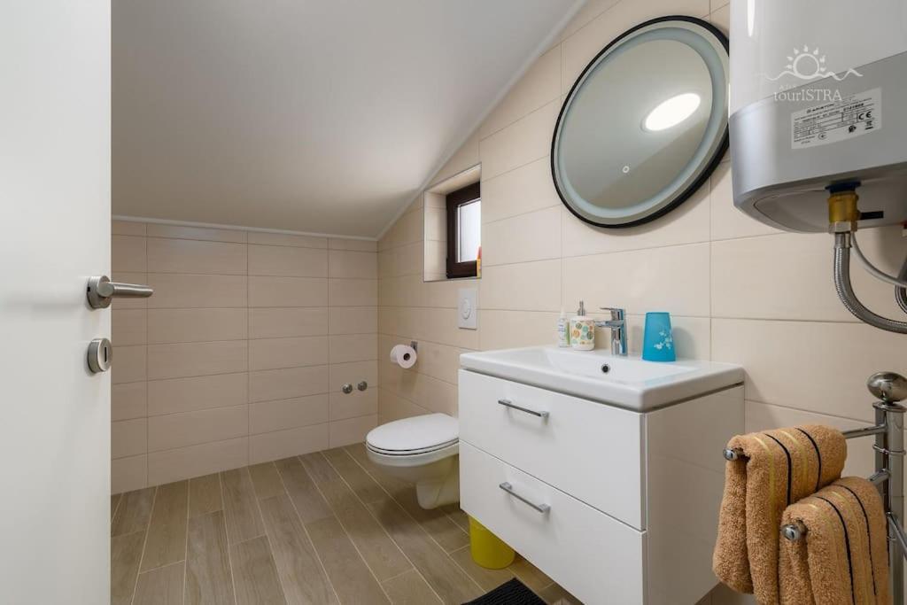 Apartment Orhidea In A Peaceful Setting Near *