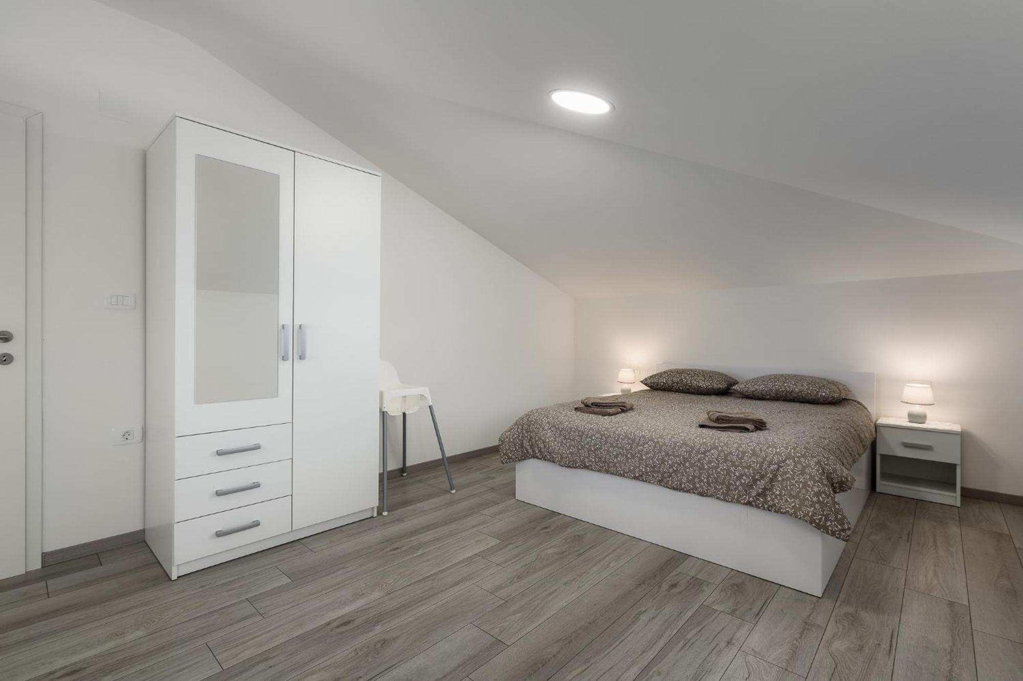 Apartment Orhidea In A Peaceful Setting Near Umag